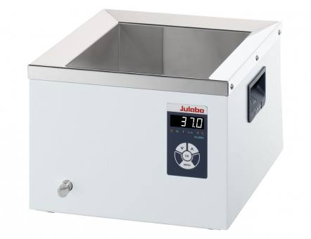 PURA 10 by Julabo 9.5L Water Bath image